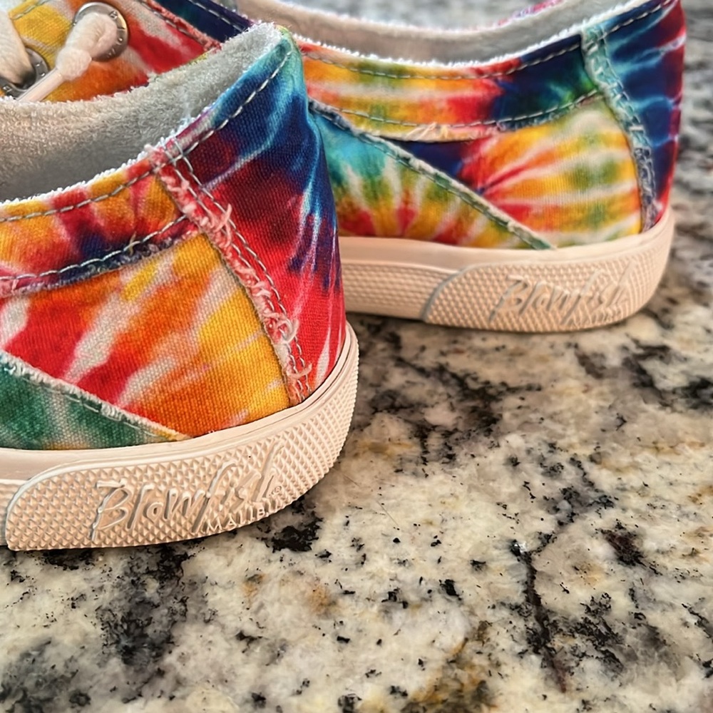 Blowfish Malibu Women's Tie-Dye Low Top Sneakers - Multicolor - Picture 10 of 15